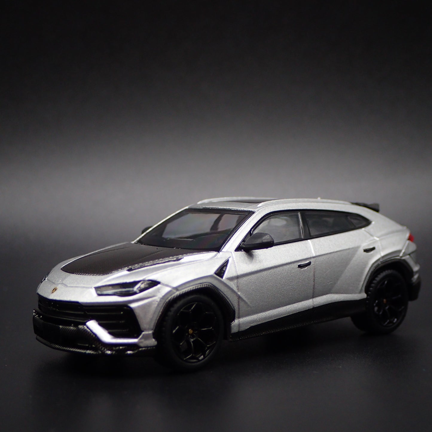 2022-2025 LAMBORGHINI URUS PERFORMANTE SILVER 1:64 SCALE DIECAST MODEL CAR
