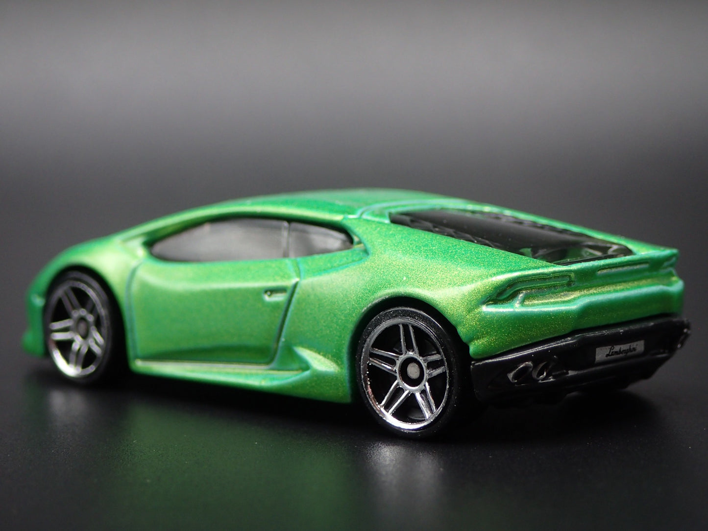 2014-2019 LAMBORGHINI HURACAN LP 610-4 SUPER CAR 1:64 SCALE DIECAST MODEL CAR