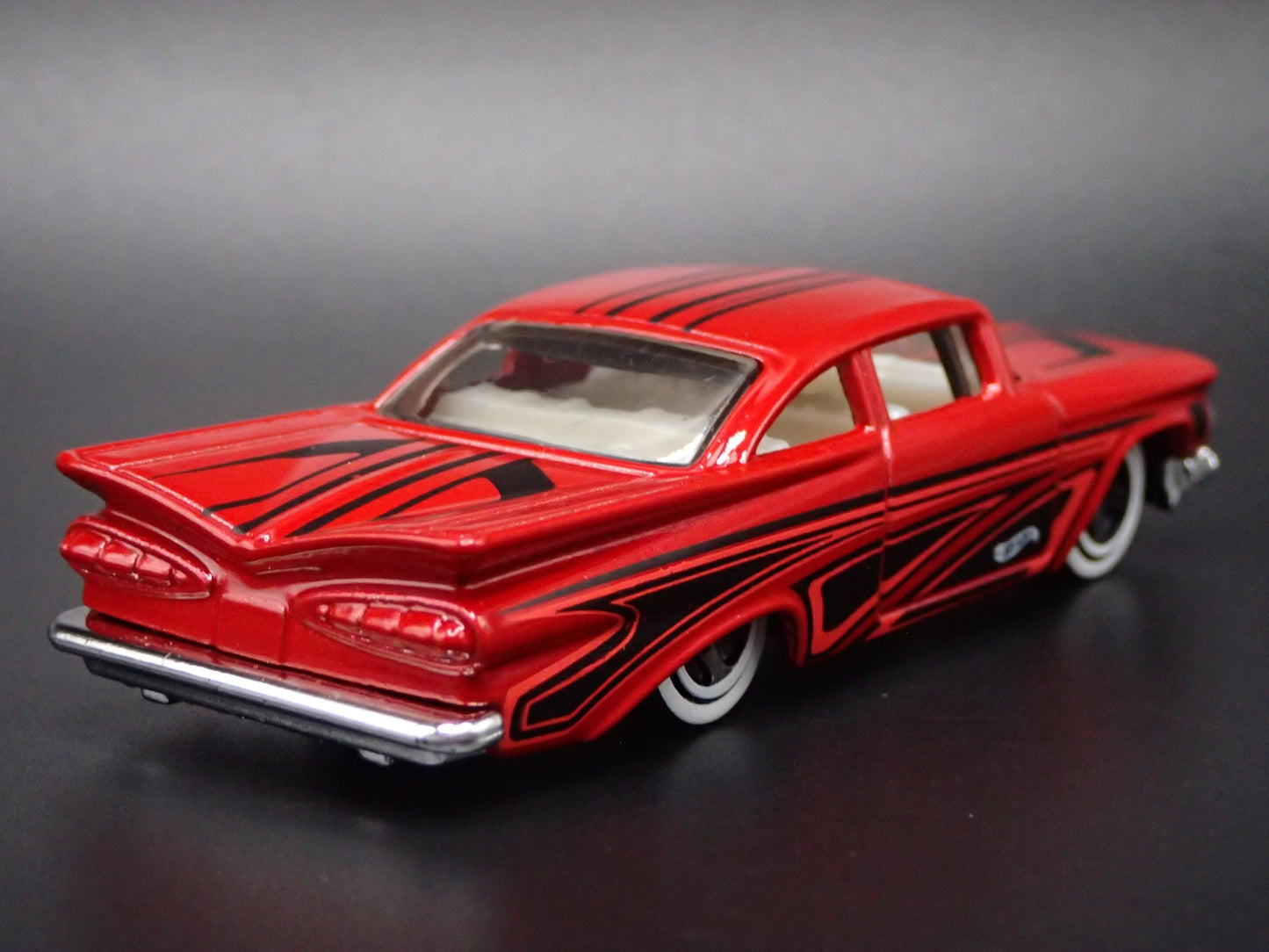 1959 59 CHEVY CHEVROLET IMPALA 1:64 SCALE COLLECTIBLE DIORAMA DIECAST MODEL CAR