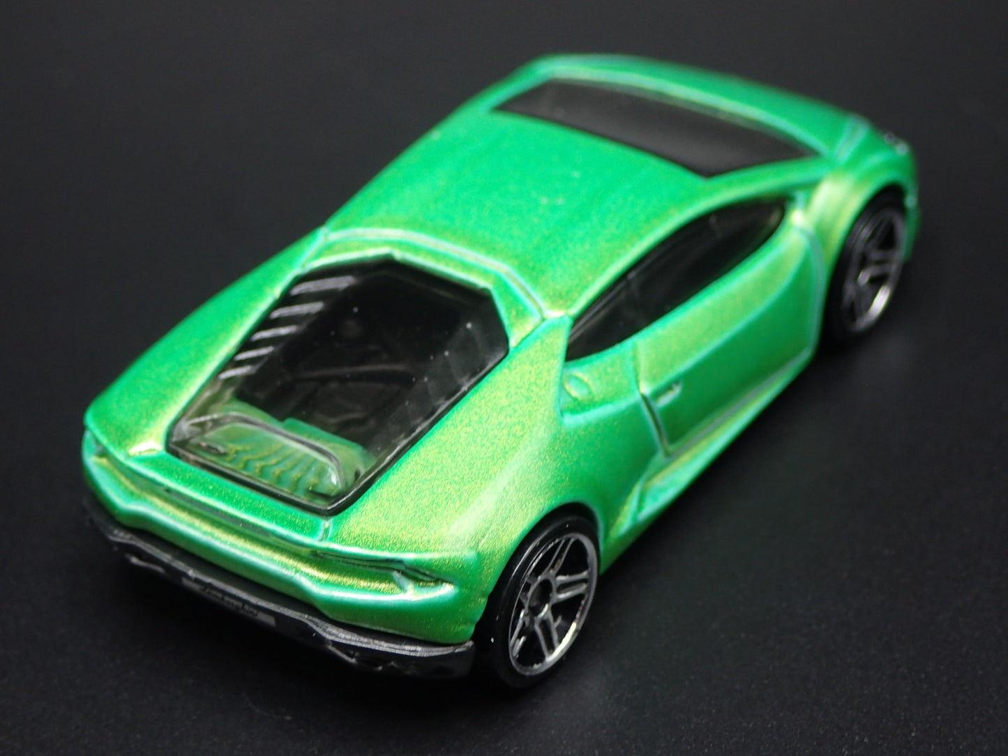 2014-2019 LAMBORGHINI HURACAN LP 610-4 SUPER CAR 1:64 SCALE DIECAST MODEL CAR