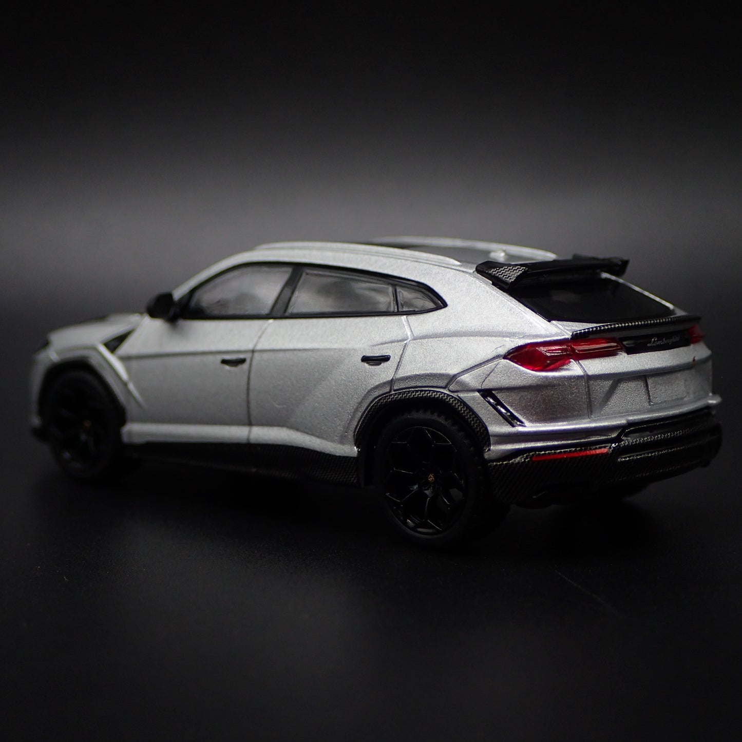 2022-2025 LAMBORGHINI URUS PERFORMANTE SILVER 1:64 SCALE DIECAST MODEL CAR