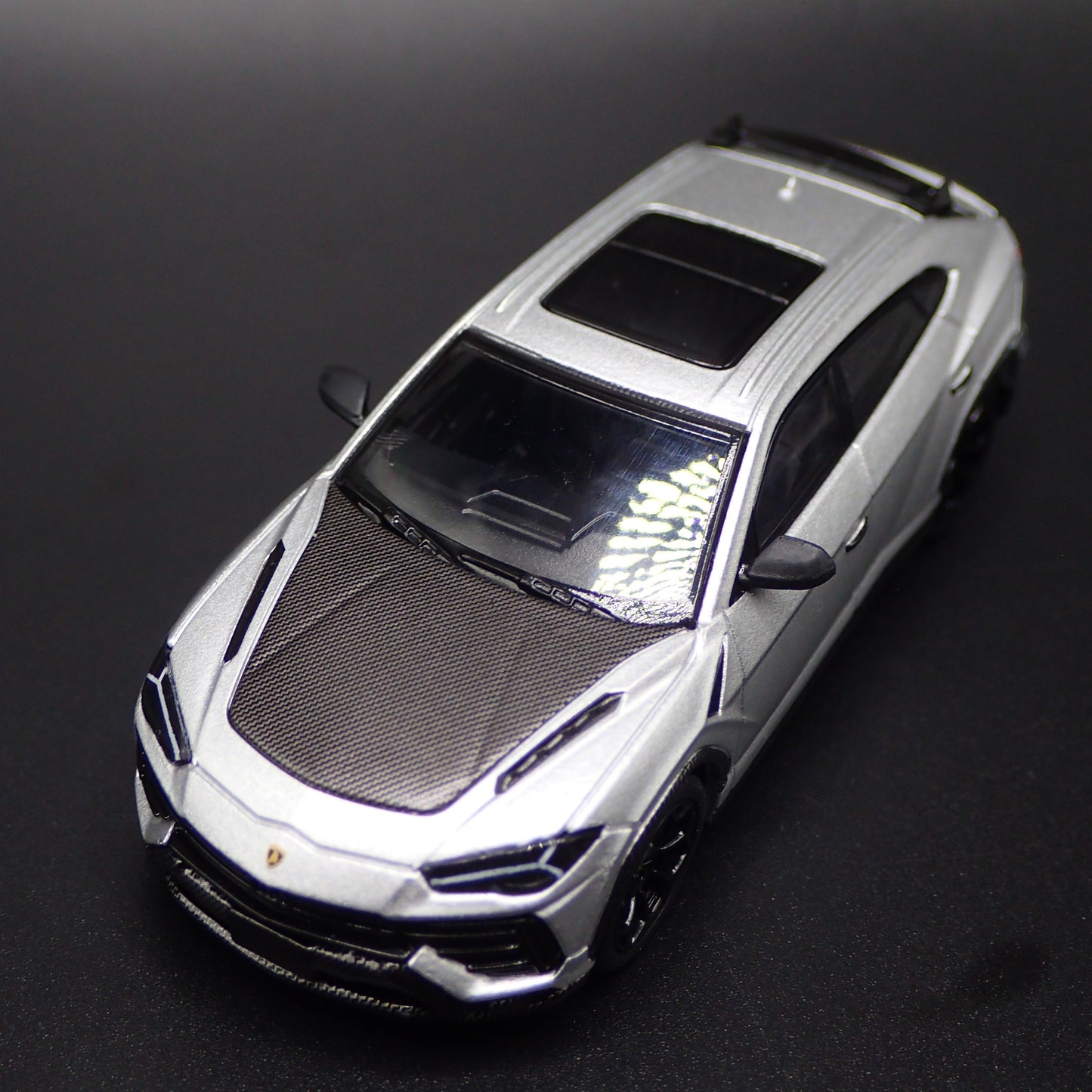 2022-2025 LAMBORGHINI URUS PERFORMANTE SILVER 1:64 SCALE DIECAST MODEL CAR