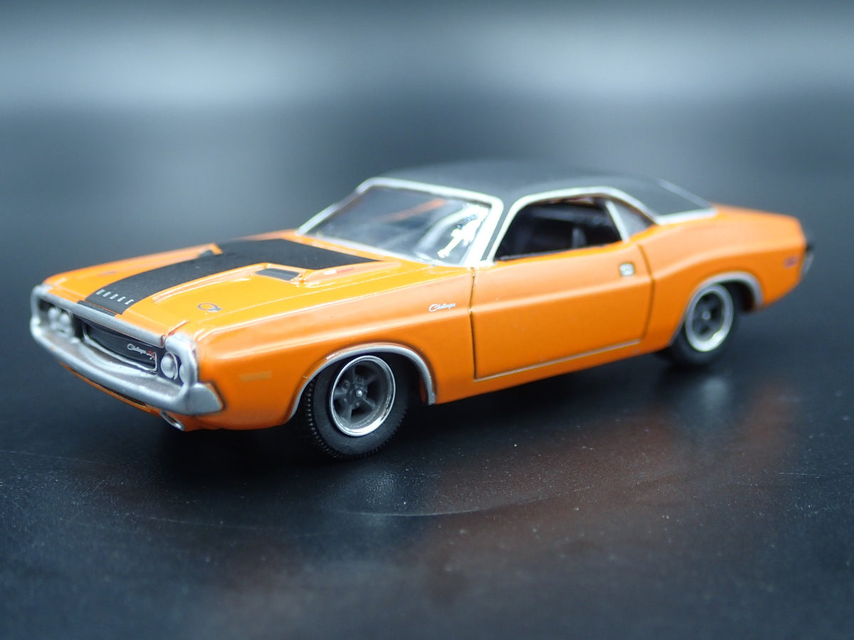 1970 70 DODGE CHALLENGER R/T RARE 1:64 SCALE COLLECTIBLE DIECAST MODEL CAR-Burning Rubber Toy Company