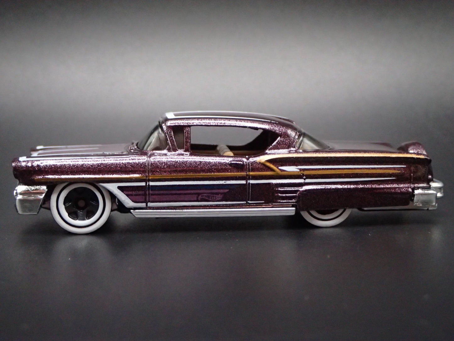 1958 58 CHEVY CHEVROLET IMPALA 1:64 SCALE COLLECTIBLE DIORAMA DIECAST MODEL CAR