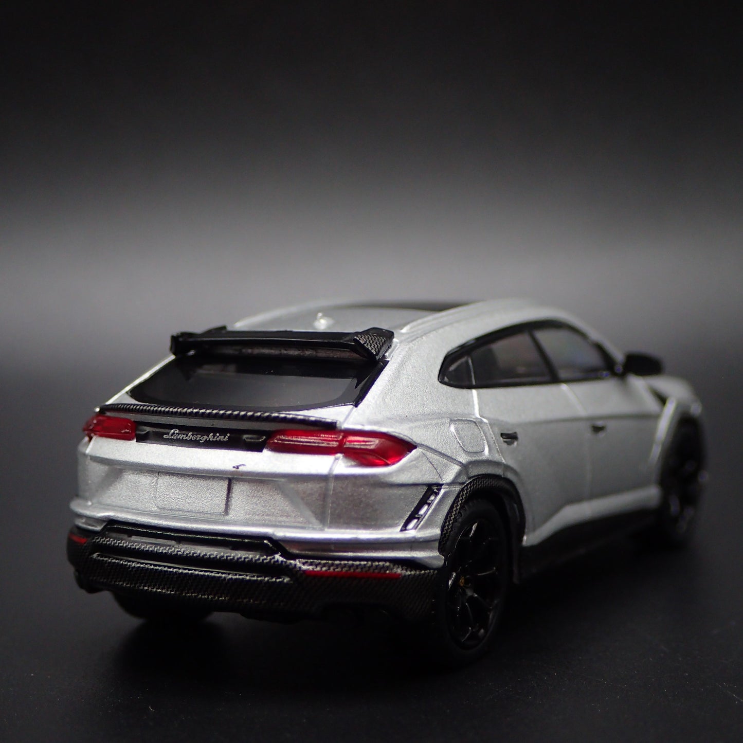 2022-2025 LAMBORGHINI URUS PERFORMANTE SILVER 1:64 SCALE DIECAST MODEL CAR