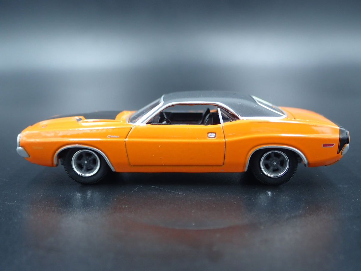 1970 70 DODGE CHALLENGER R/T RARE 1:64 SCALE COLLECTIBLE DIECAST MODEL CAR-Burning Rubber Toy Company