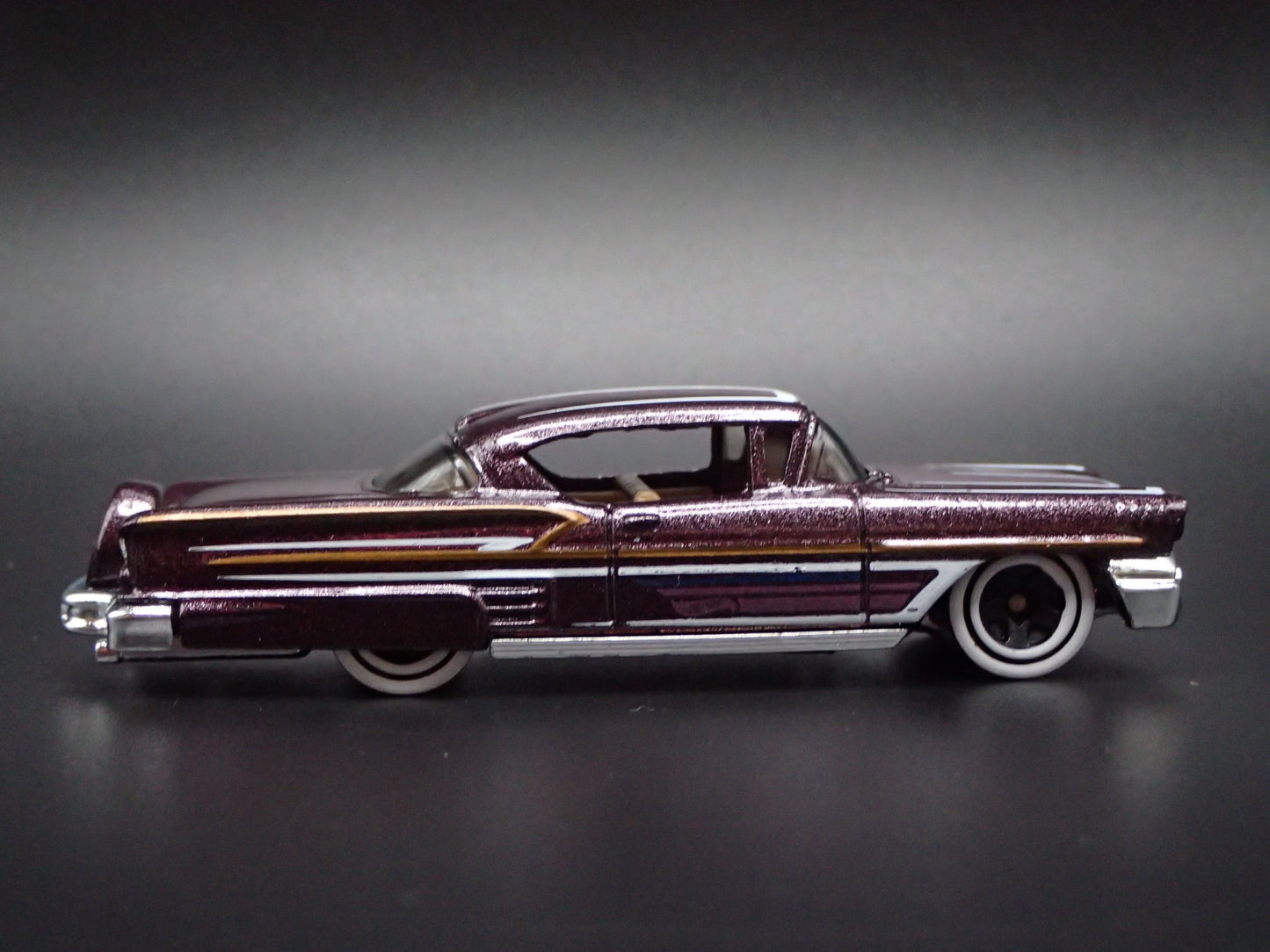 1958 58 CHEVY CHEVROLET IMPALA 1:64 SCALE COLLECTIBLE DIORAMA DIECAST MODEL CAR