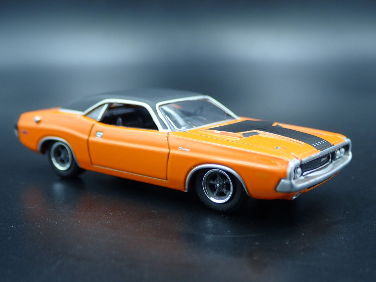 1970 70 DODGE CHALLENGER R/T RARE 1:64 SCALE COLLECTIBLE DIECAST MODEL CAR-Burning Rubber Toy Company