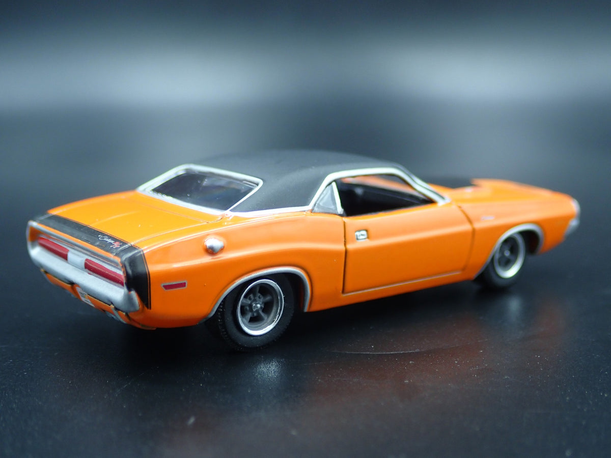 1970 70 DODGE CHALLENGER R/T RARE 1:64 SCALE COLLECTIBLE DIECAST MODEL CAR-Burning Rubber Toy Company