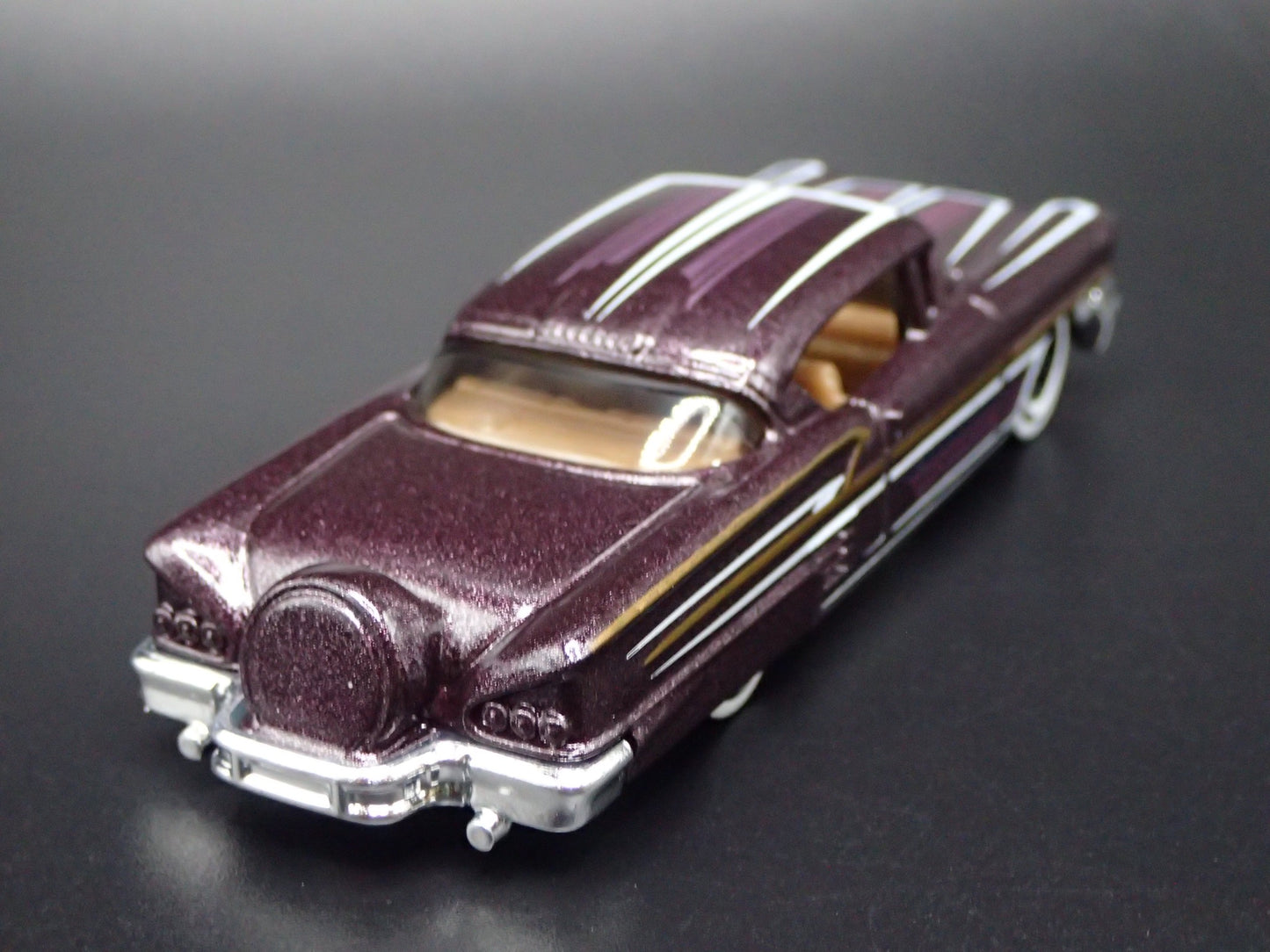 1958 58 CHEVY CHEVROLET IMPALA 1:64 SCALE COLLECTIBLE DIORAMA DIECAST MODEL CAR