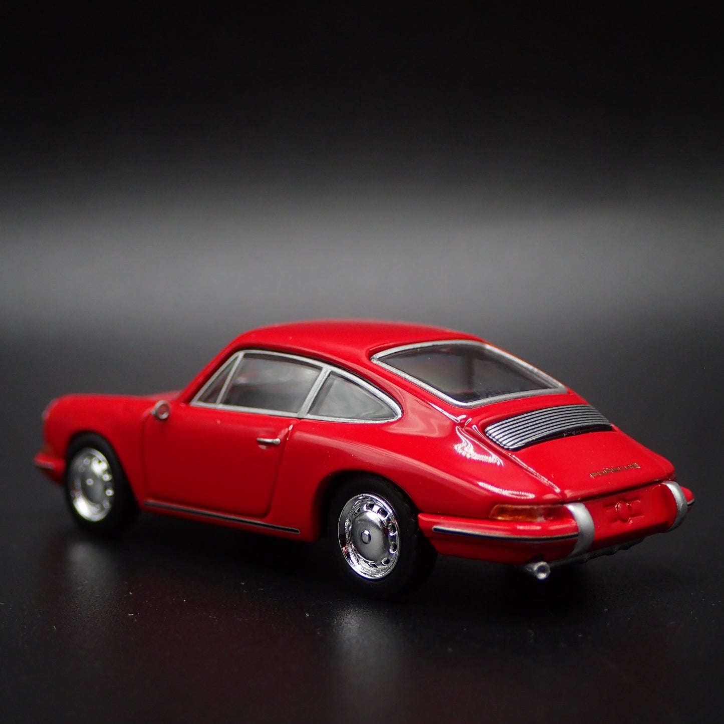 1963-1964 PORSCHE 901 911 RED 1:64 SCALE COLLECTIBLE DIORAMA DIECAST MODEL CAR