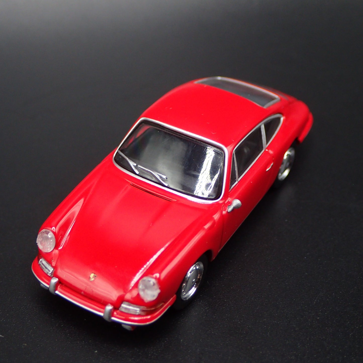 1963-1964 PORSCHE 901 911 RED 1:64 SCALE COLLECTIBLE DIORAMA DIECAST MODEL CAR