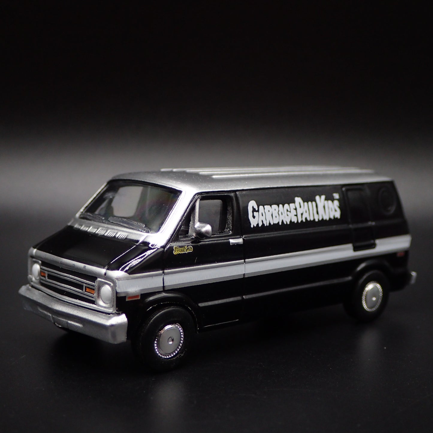1977 77 DODGE B100 VAN GARBAGE PAIL KIDS GPK BLACK 1:64 SCALE DIECAST MODEL CAR