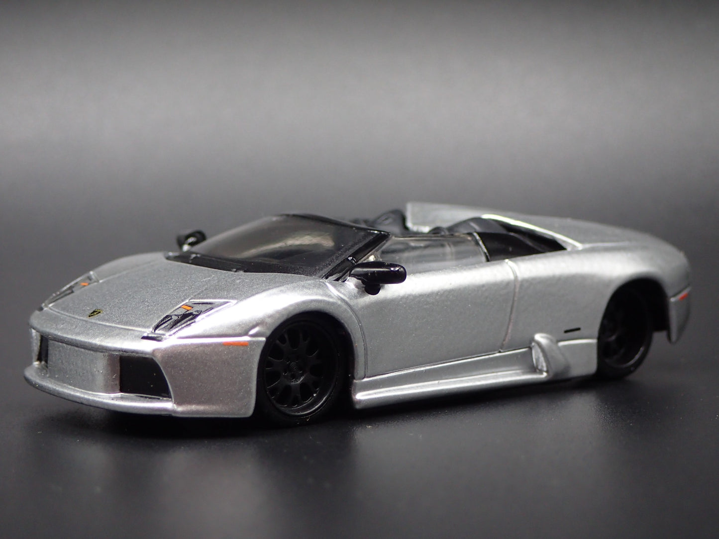 2004-2006 LAMBORGHINI MURCIELAGO ROADSTER SUPER CAR 1/64 SCALE DIECAST MODEL CAR