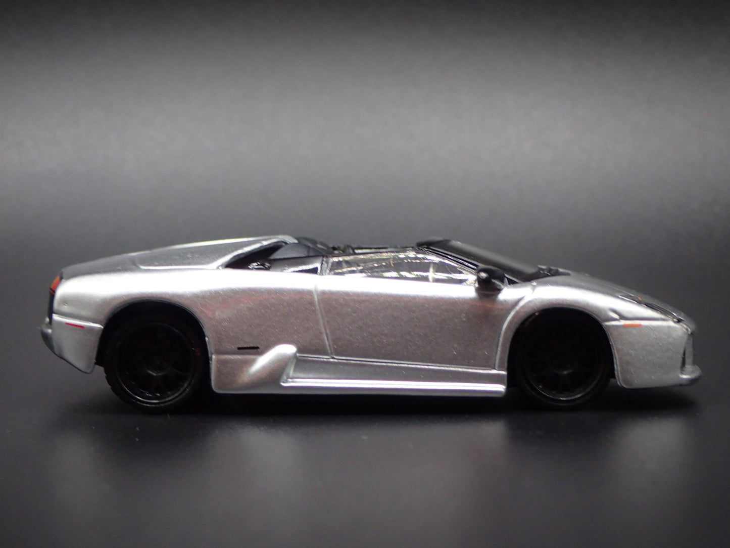 2004-2006 LAMBORGHINI MURCIELAGO ROADSTER SUPER CAR 1/64 SCALE DIECAST MODEL CAR