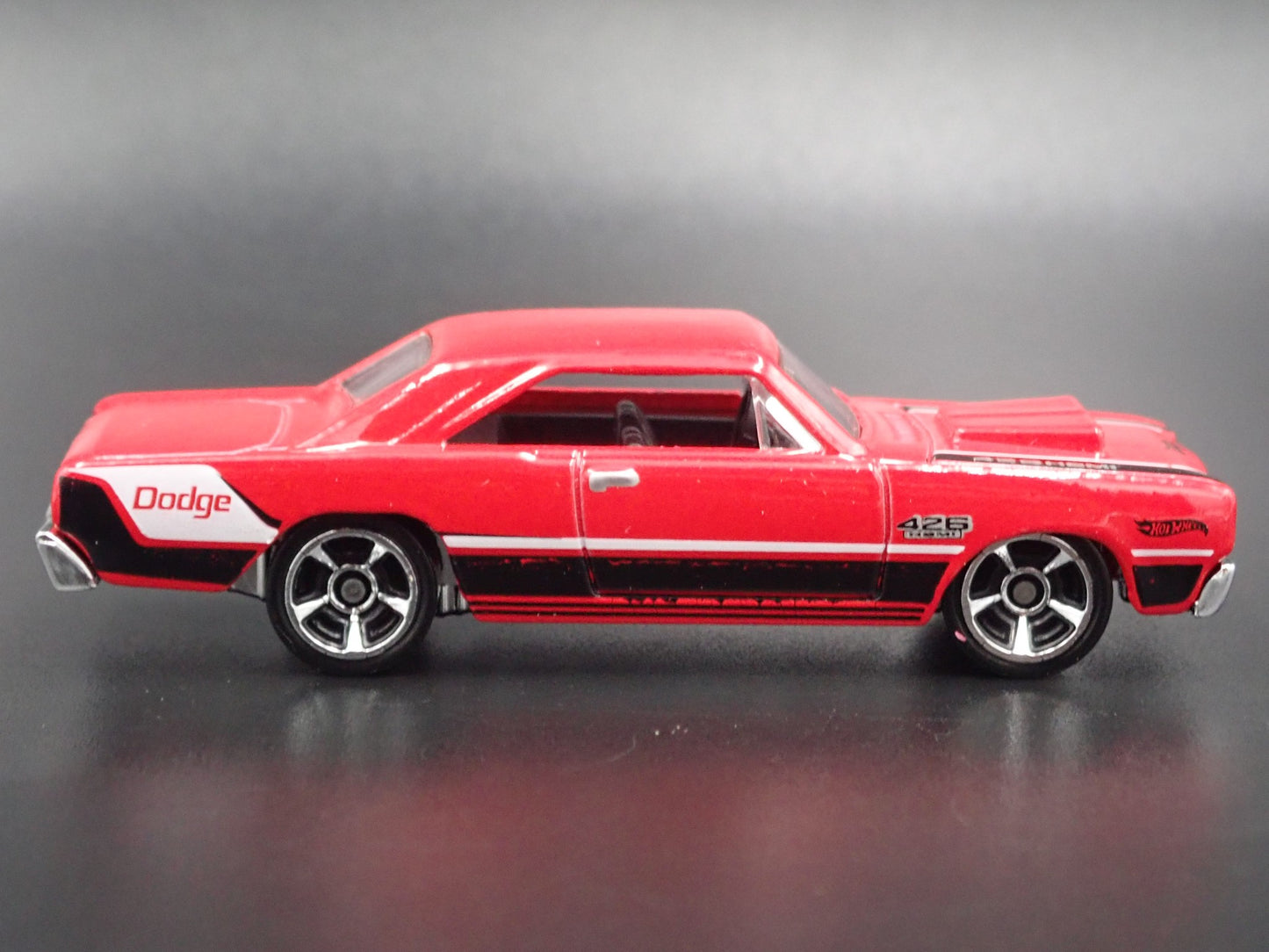 1968 68 DODGE DART RED 1:64 SCALE LIMITED COLLECTIBLE DIORAMA DIECAST MODEL CAR