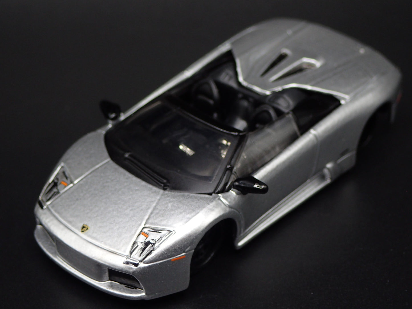 2004-2006 LAMBORGHINI MURCIELAGO ROADSTER SUPER CAR 1/64 SCALE DIECAST MODEL CAR