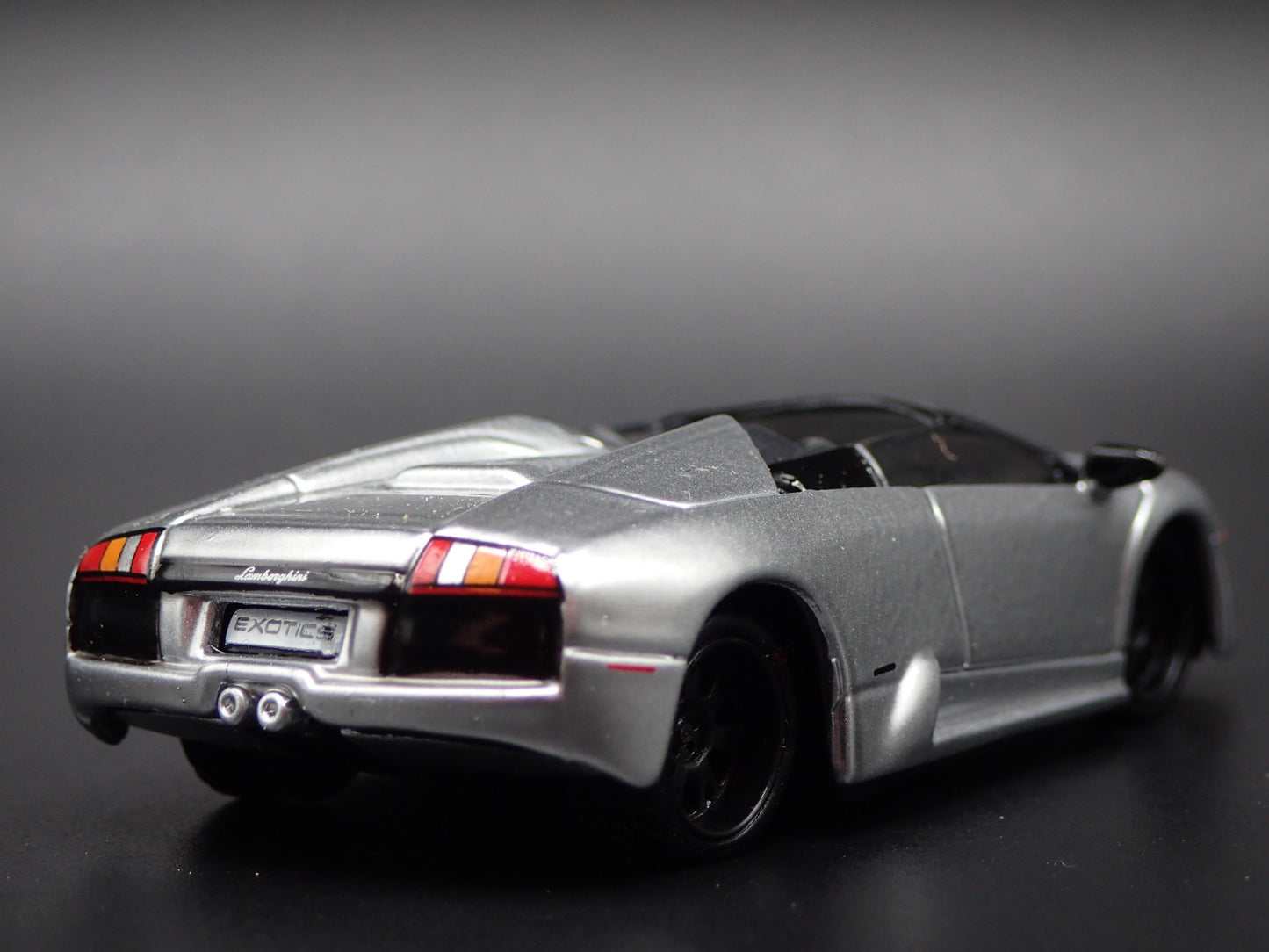 2004-2006 LAMBORGHINI MURCIELAGO ROADSTER SUPER CAR 1/64 SCALE DIECAST MODEL CAR