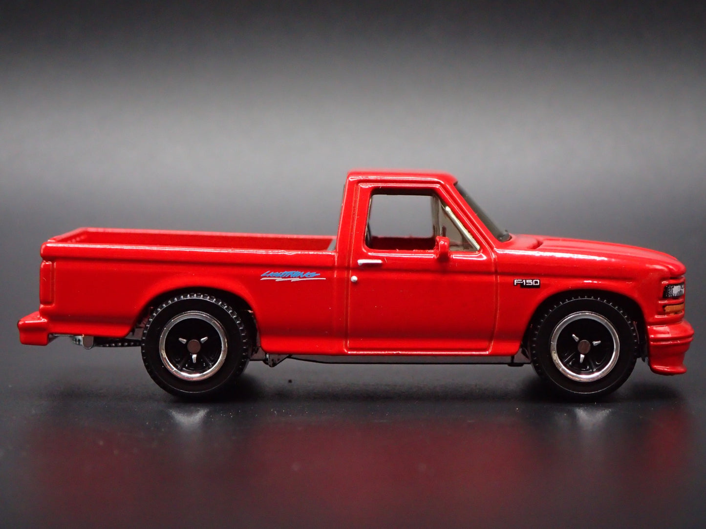 1994 94 FORD SVT F150 LIGHTNING PICKUP TRUCK RED 1:64 SCALE DIECAST MODEL CAR