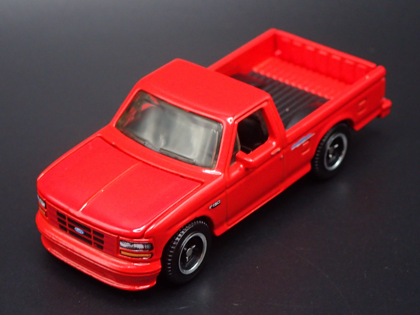 1994 94 FORD SVT F150 LIGHTNING PICKUP TRUCK RED 1:64 SCALE DIECAST MODEL CAR