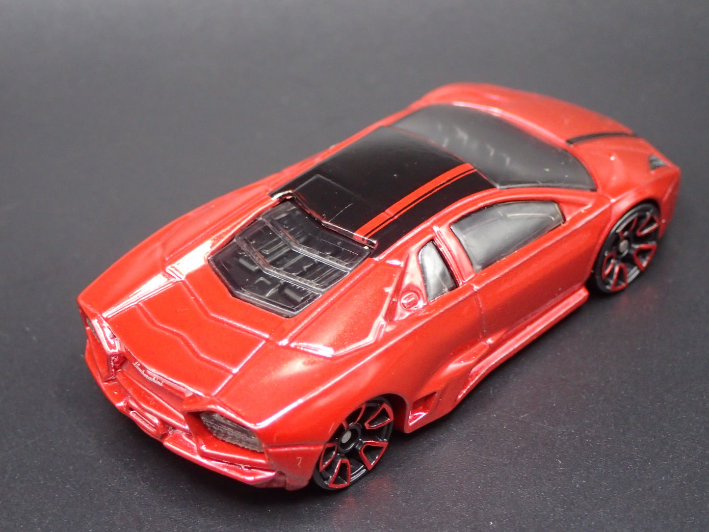 2007-2009 LAMBORGHINI REVENTON SUPER CAR 1:64 SCALE DIORAMA DIECAST MODEL CAR