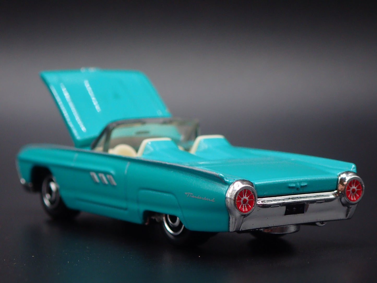 1963 FORD THUNDERBIRD TBIRD CONVERTIBLE 1:64 SCALE COLLECTIBLE DIECAST MODEL CAR