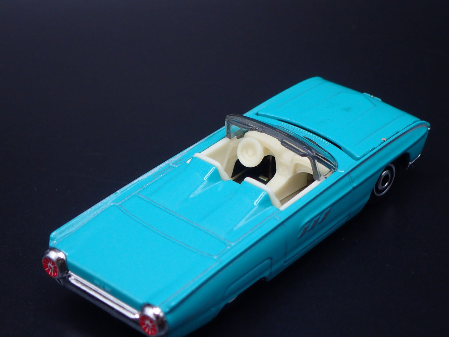 1963 FORD THUNDERBIRD TBIRD CONVERTIBLE 1:64 SCALE COLLECTIBLE DIECAST MODEL CAR