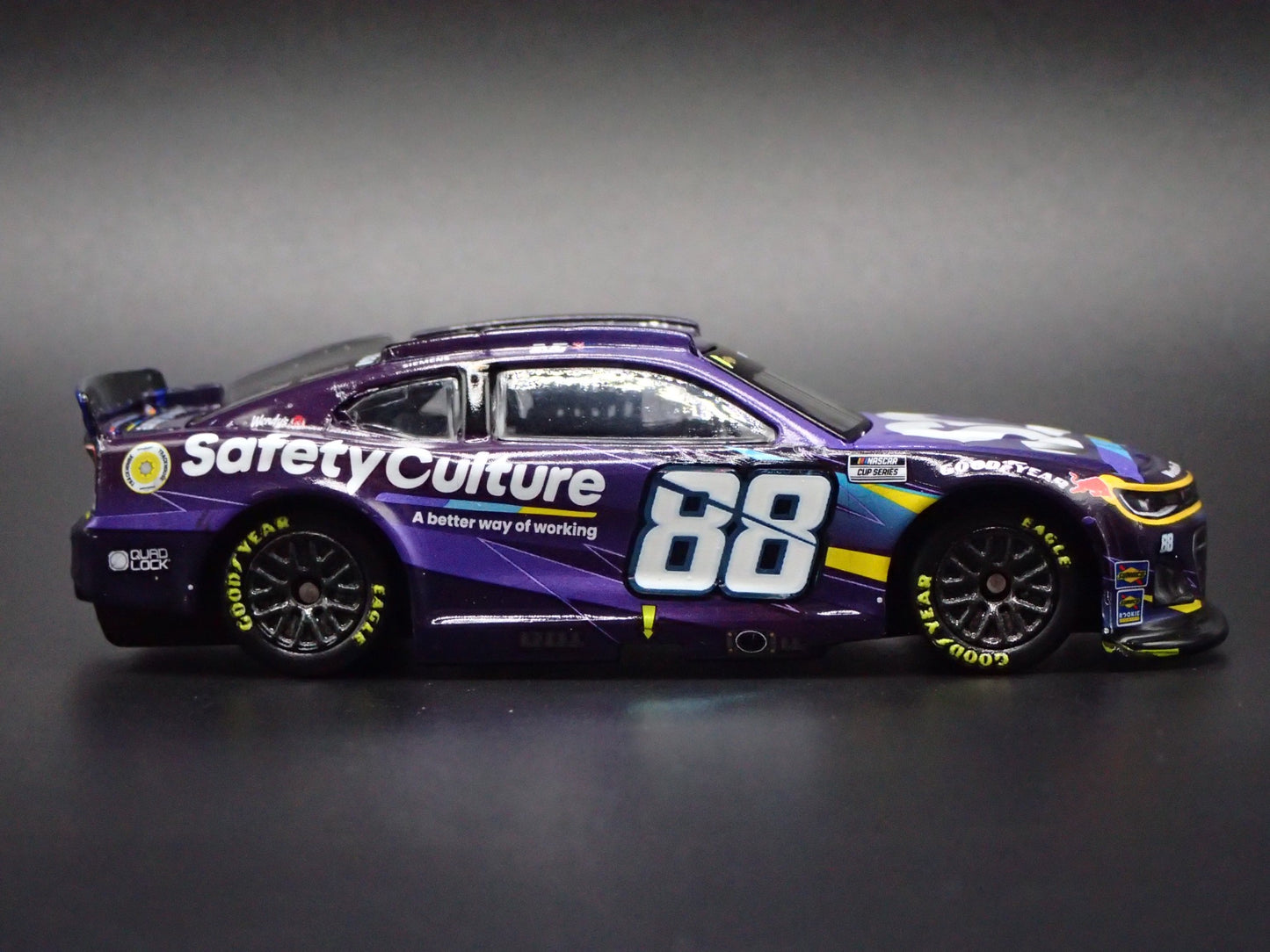 2025 25 CHEVY CAMARO 88 SHANE VAN GISBERGEN SAFETY NASCAR 1:64 DIECAST MODEL CAR