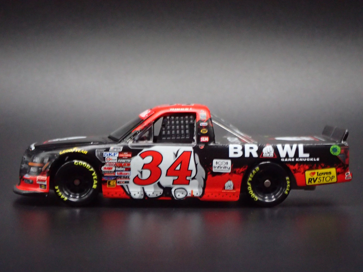 2025 FORD F150 #34 LAYNE RIGGS BARE KNUCKLE BOXING NASCAR TRUCK 1:64 DIECAST CAR