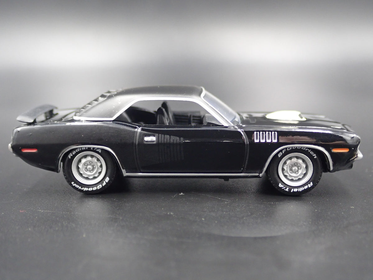 1971 PLYMOUTH HEMI CUDA RARE 1/64 SCALE LIMITED COLLECTIBLE DIECAST MODEL CAR-Burning Rubber Toy Company