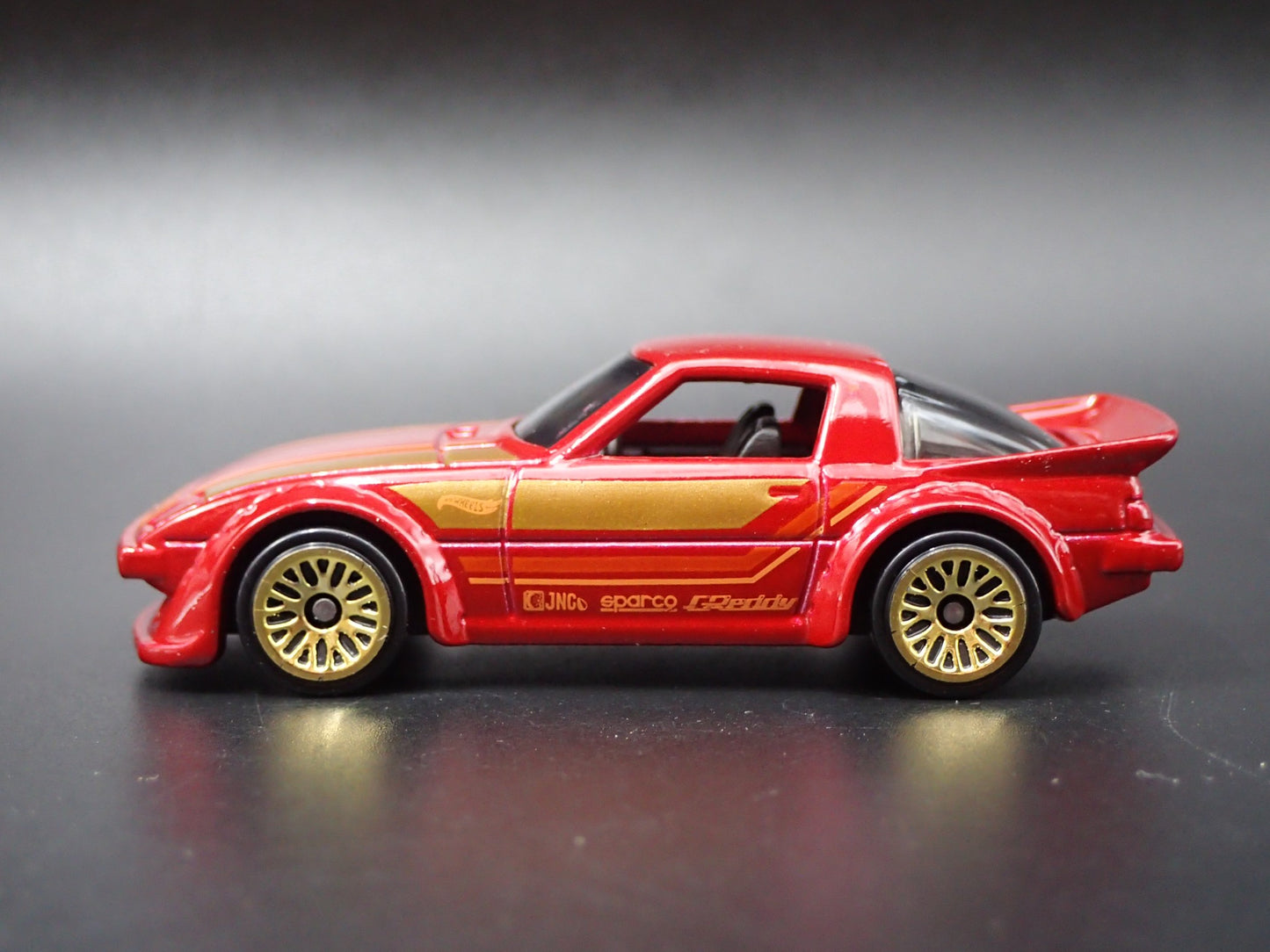 1978-1985 MAZDA RX7 JDM RED 1:64 SCALE COLLECTIBLE DIORAMA DIECAST MODEL CAR