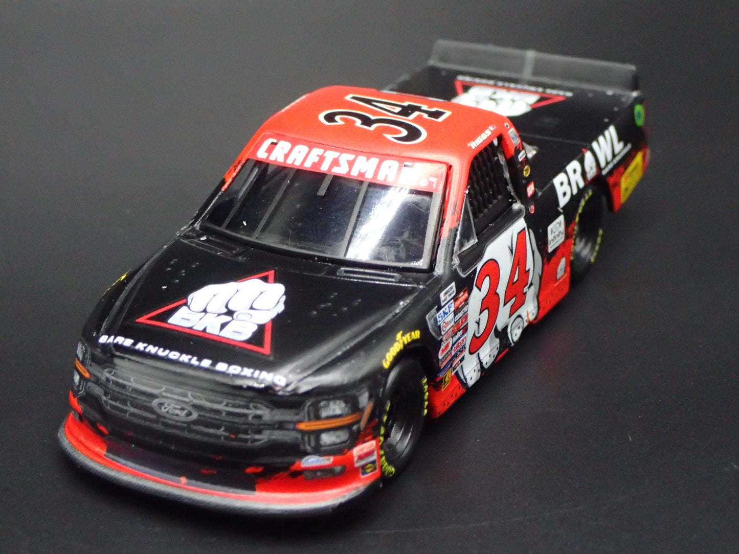 2025 FORD F150 #34 LAYNE RIGGS BARE KNUCKLE BOXING NASCAR TRUCK 1:64 DIECAST CAR