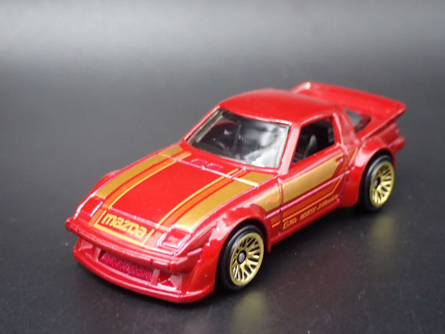 1978-1985 MAZDA RX7 JDM RED 1:64 SCALE COLLECTIBLE DIORAMA DIECAST MODEL CAR
