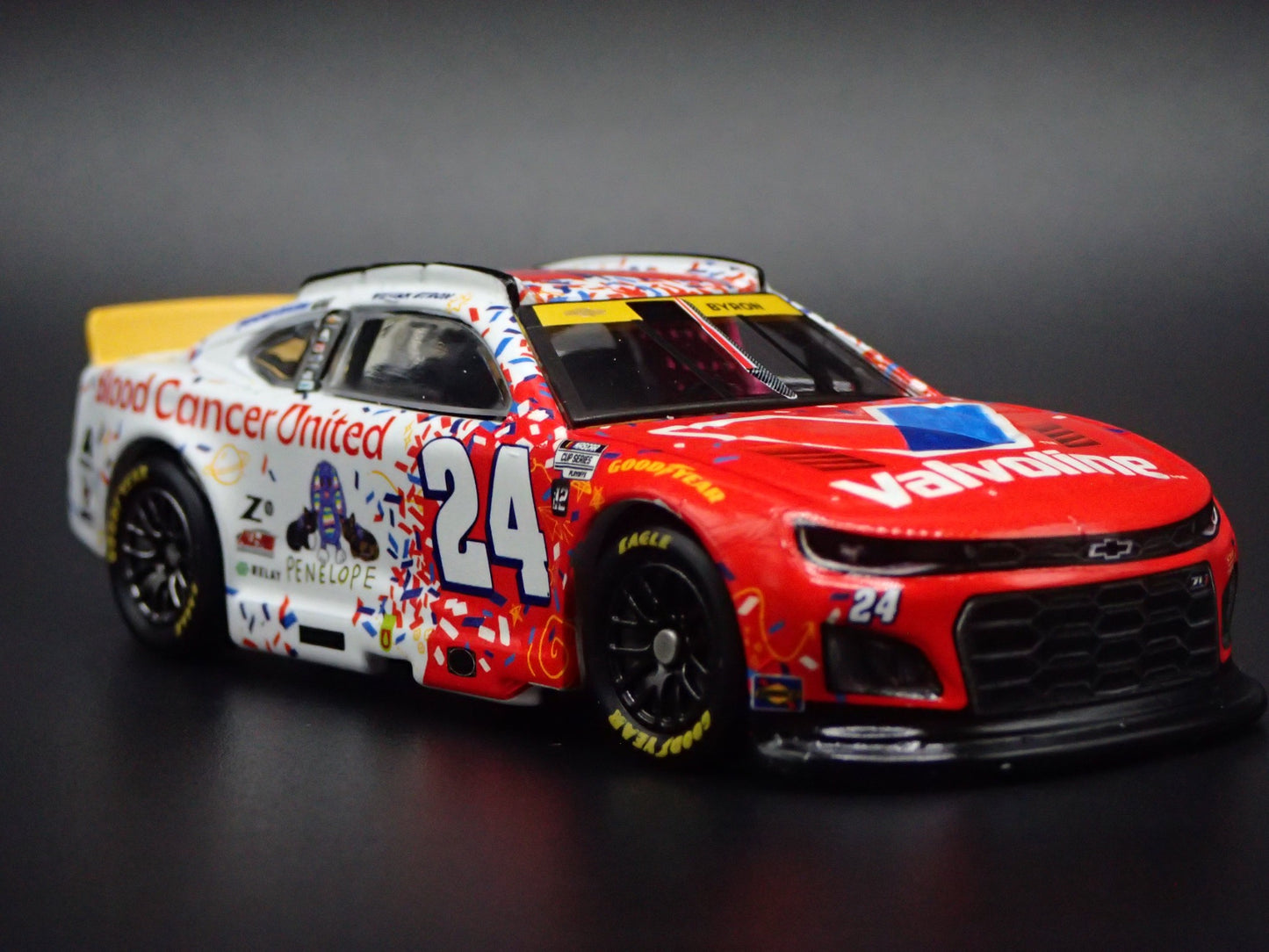 2025 25 CHEVY CAMARO #24 WILLIAM BYRON VALVOLINE NASCAR 1:64 SCALE DIECAST CAR