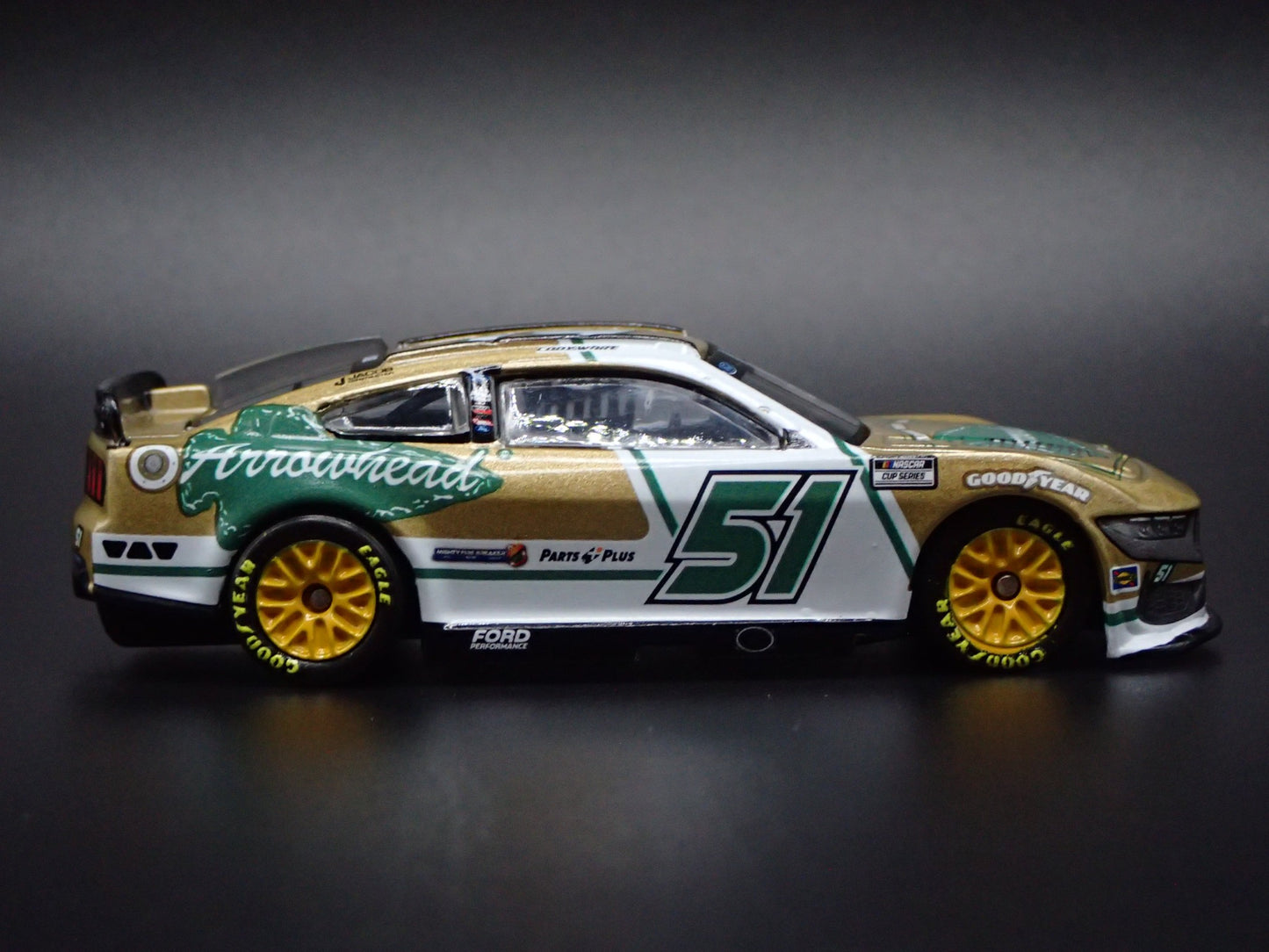 2025 25 FORD MUSTANG #51 CODY WARE ARROWHEAD BRASS NASCAR 1:64 DIECAST MODEL CAR