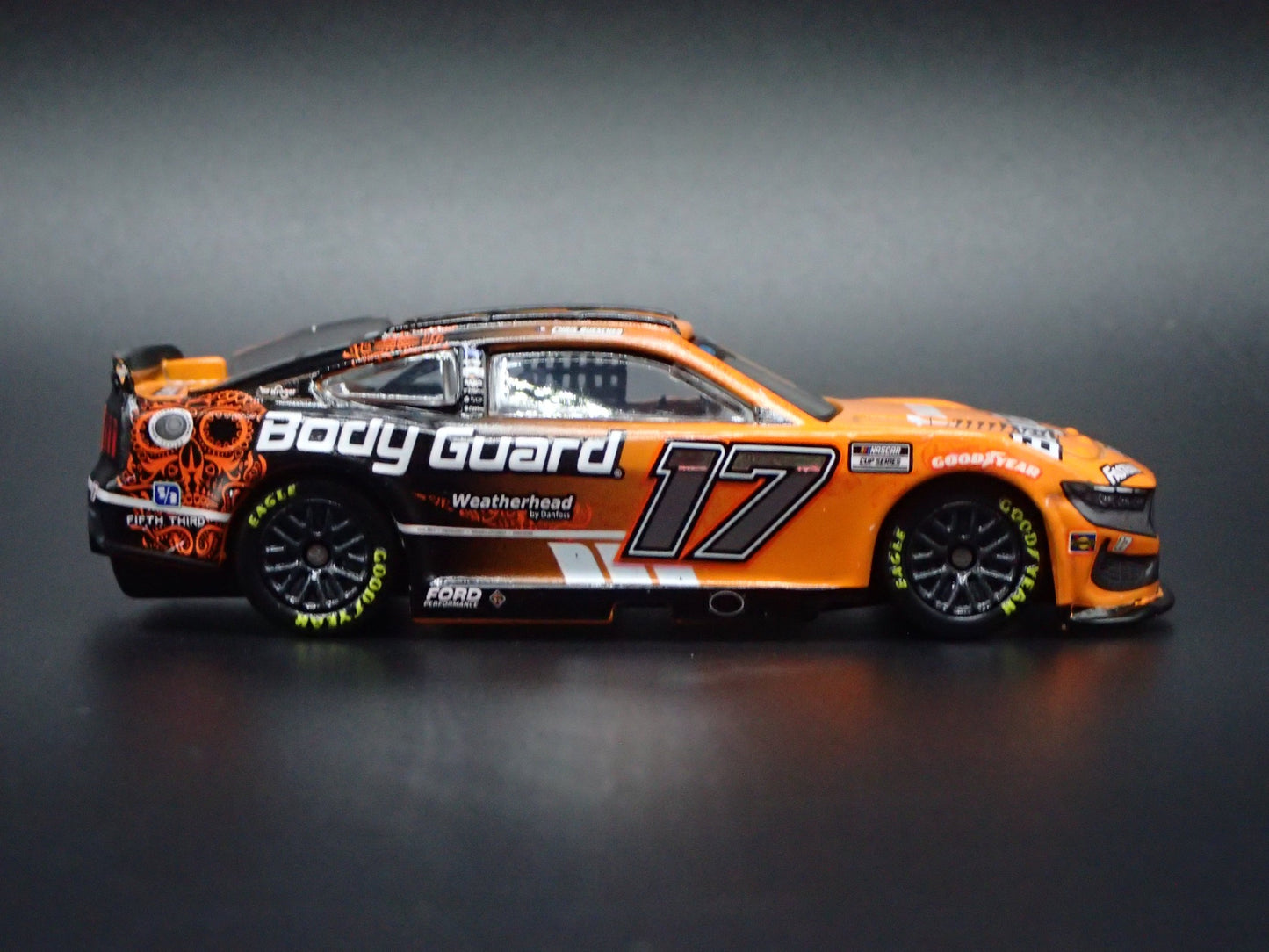 2025 25 FORD MUSTANG #17 CHRIS BUESCHER BODY GUARD NASCAR 1:64 SCALE DIECAST CAR