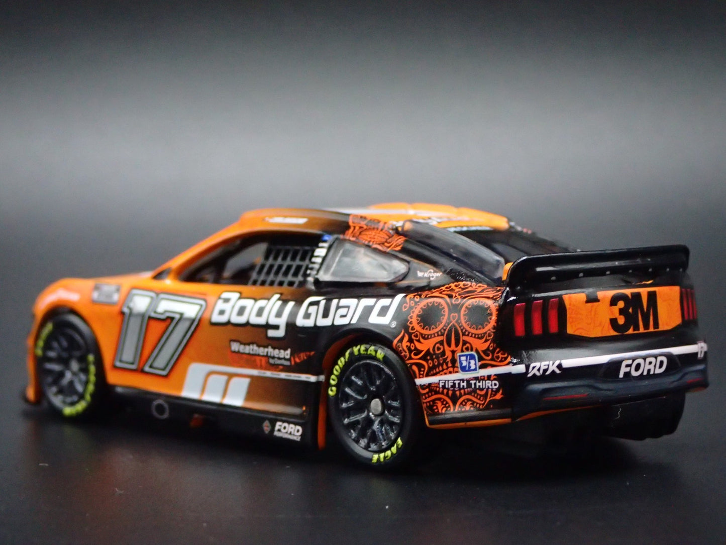 2025 25 FORD MUSTANG #17 CHRIS BUESCHER BODY GUARD NASCAR 1:64 SCALE DIECAST CAR