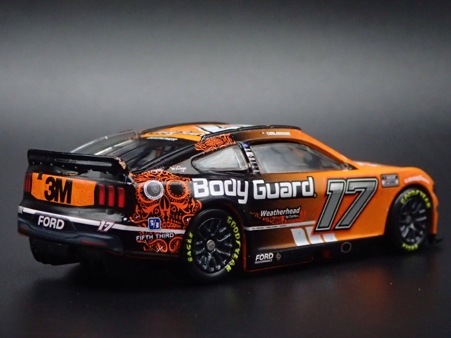 2025 25 FORD MUSTANG #17 CHRIS BUESCHER BODY GUARD NASCAR 1:64 SCALE DIECAST CAR