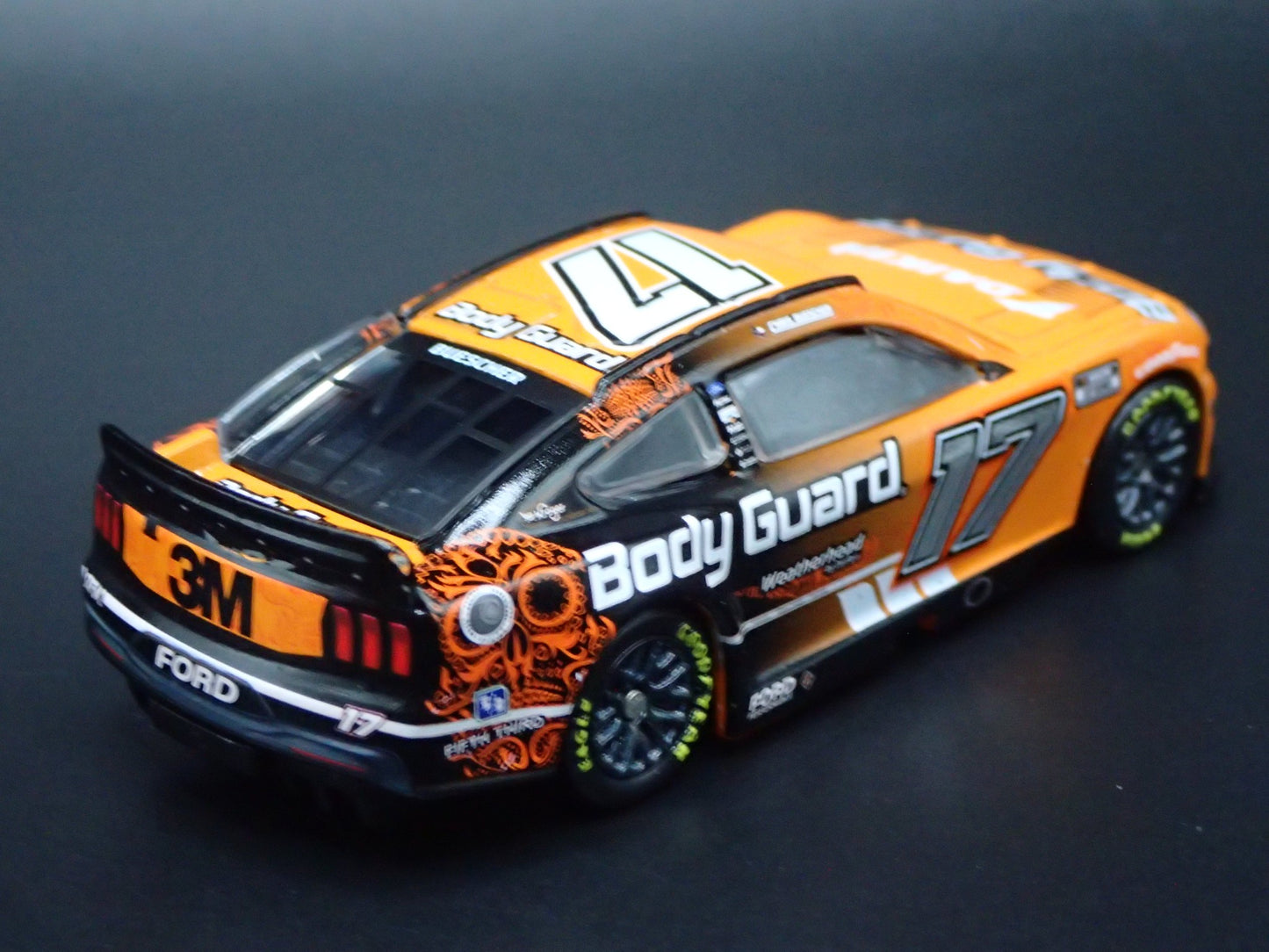 2025 25 FORD MUSTANG #17 CHRIS BUESCHER BODY GUARD NASCAR 1:64 SCALE DIECAST CAR