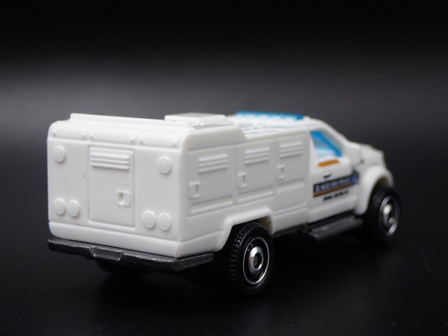 2009-2014 FORD PICKUP TRUCK EL SEGUNDO POLICE ANIMAL 1/64 DIECAST MODEL CAR