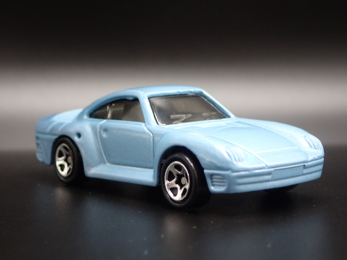 1986-1993 PORSCHE 959 BLUE 1:64 SCALE COLLECTIBLE DIORAMA DIECAST MODEL CAR