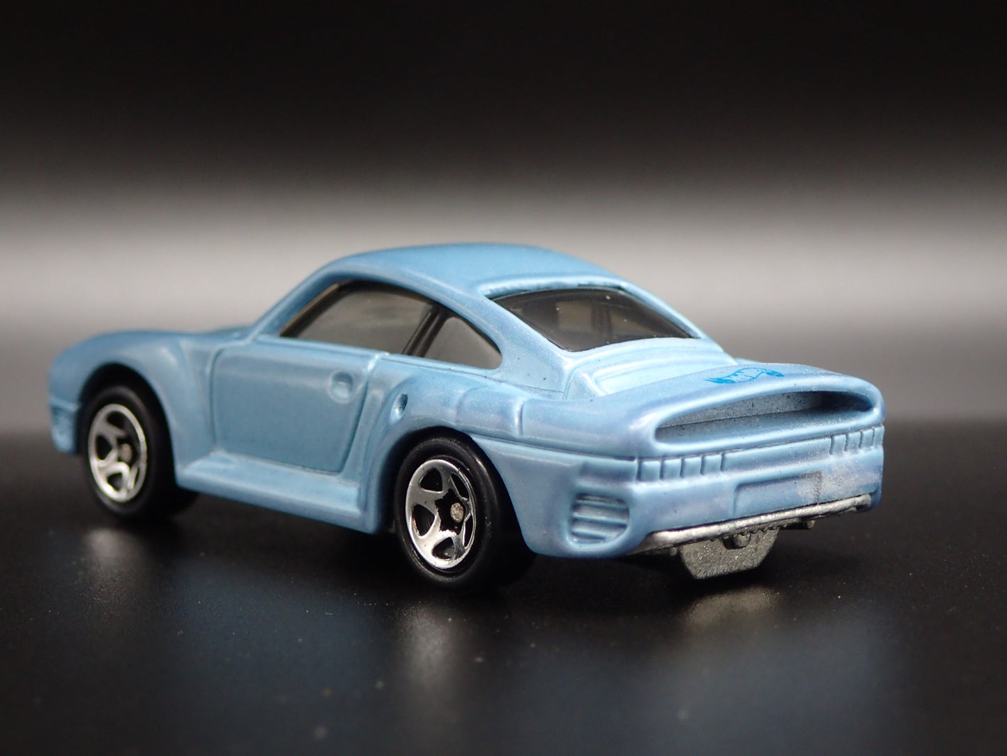 1986-1993 PORSCHE 959 BLUE 1:64 SCALE COLLECTIBLE DIORAMA DIECAST MODEL CAR