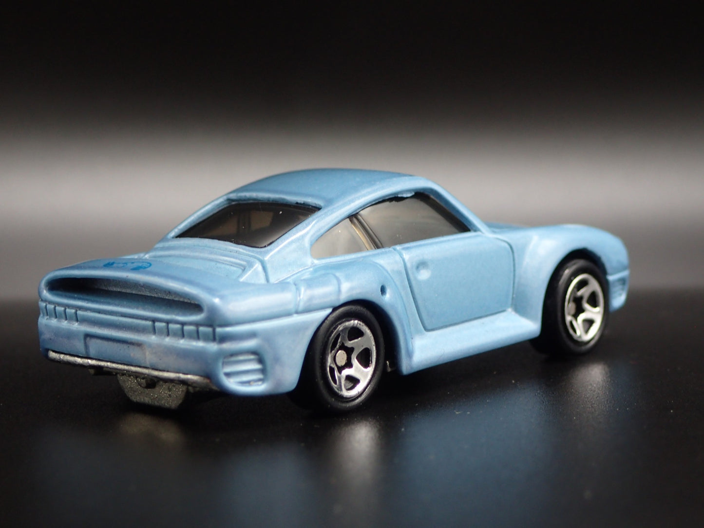 1986-1993 PORSCHE 959 BLUE 1:64 SCALE COLLECTIBLE DIORAMA DIECAST MODEL CAR