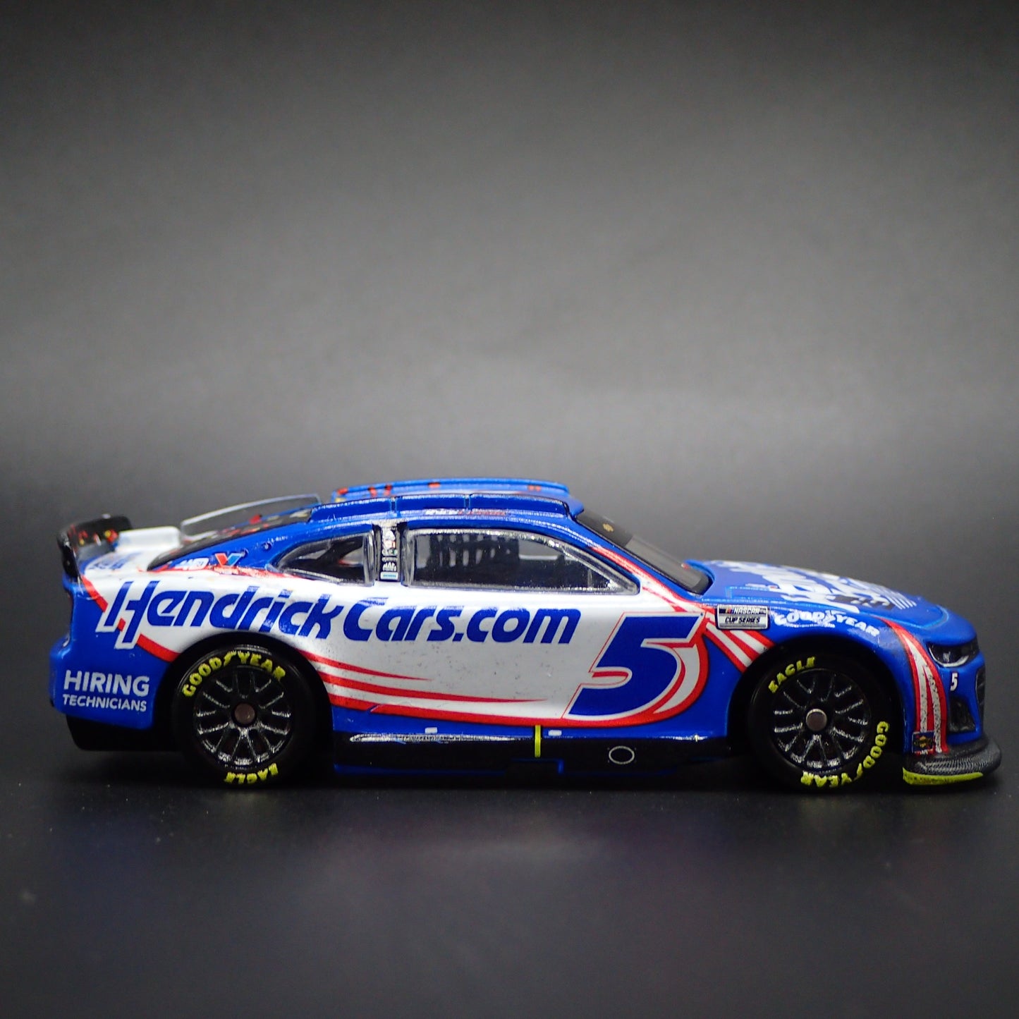 2024 CHEVY CAMARO ZL1 5 KYLE LARSON HENDRICKCARS NASCAR 1:64 DIECAST MODEL CAR