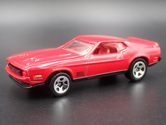 1971 71 FORD MUSTANG MACH 1 FASTBACK JAMES BOND  1:64 SCALE DIECAST MODEL CAR