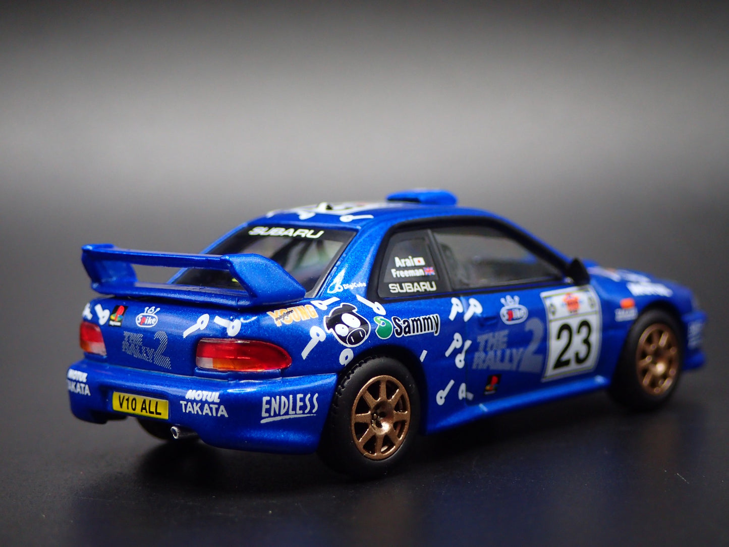 SUBARU IMPREZA WRC99 #23 RALLY 1:64 SCALE COLLECTIBLE DIORAMA DIECAST MODEL CAR