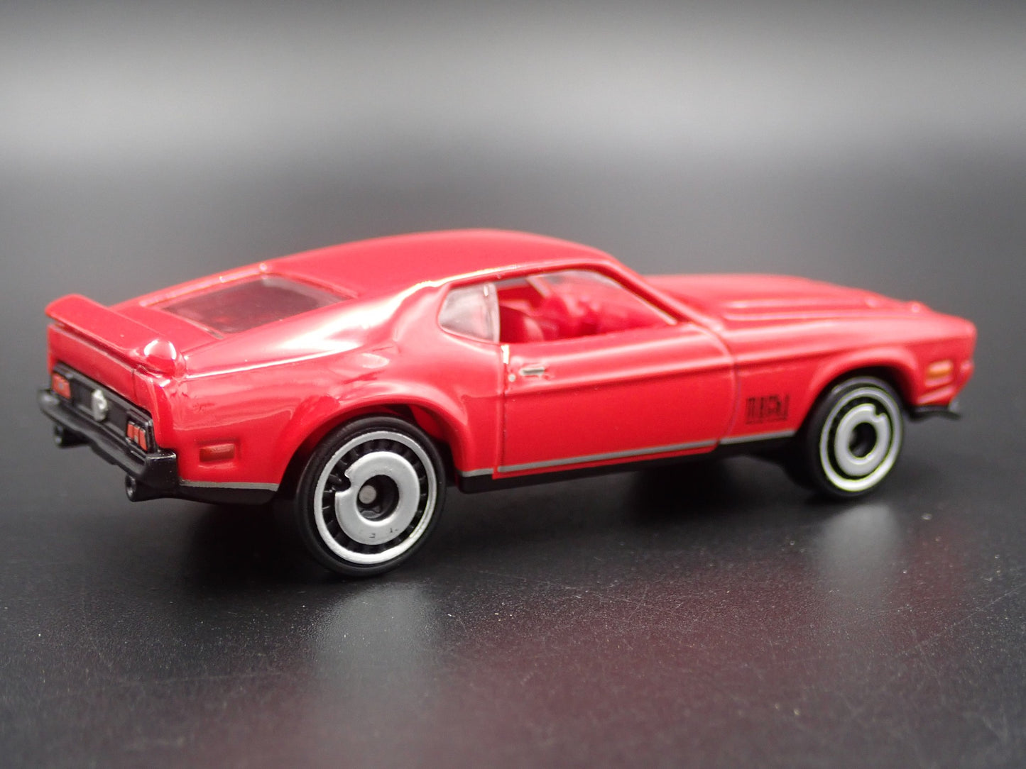 1971 71 FORD MUSTANG MACH 1 FASTBACK 1:64 SCALE COLLECTIBLE DIECAST MODEL CAR