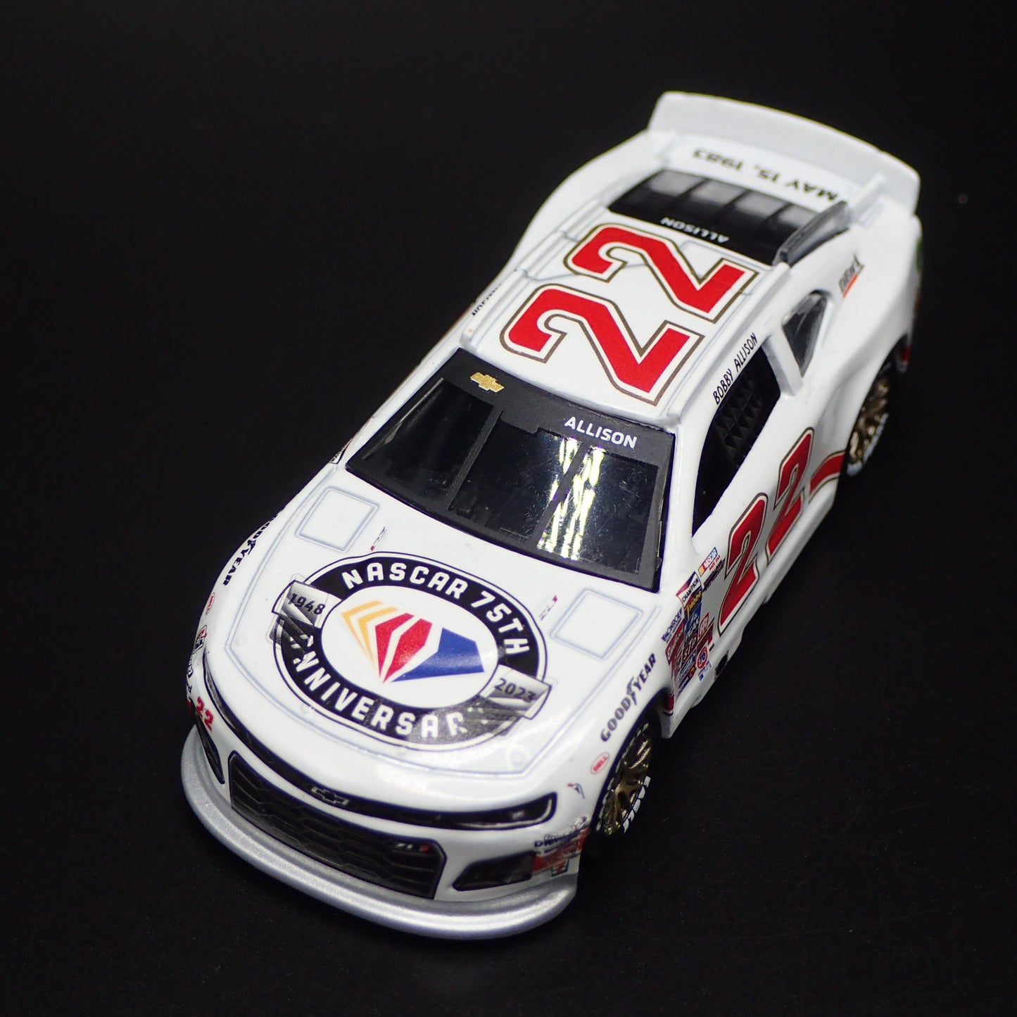 2023 CHEVY CAMARO ZL1 #22 BOBBY ALLISON 75TH ANV NASCAR 1:64 SCALE DIECAST CAR