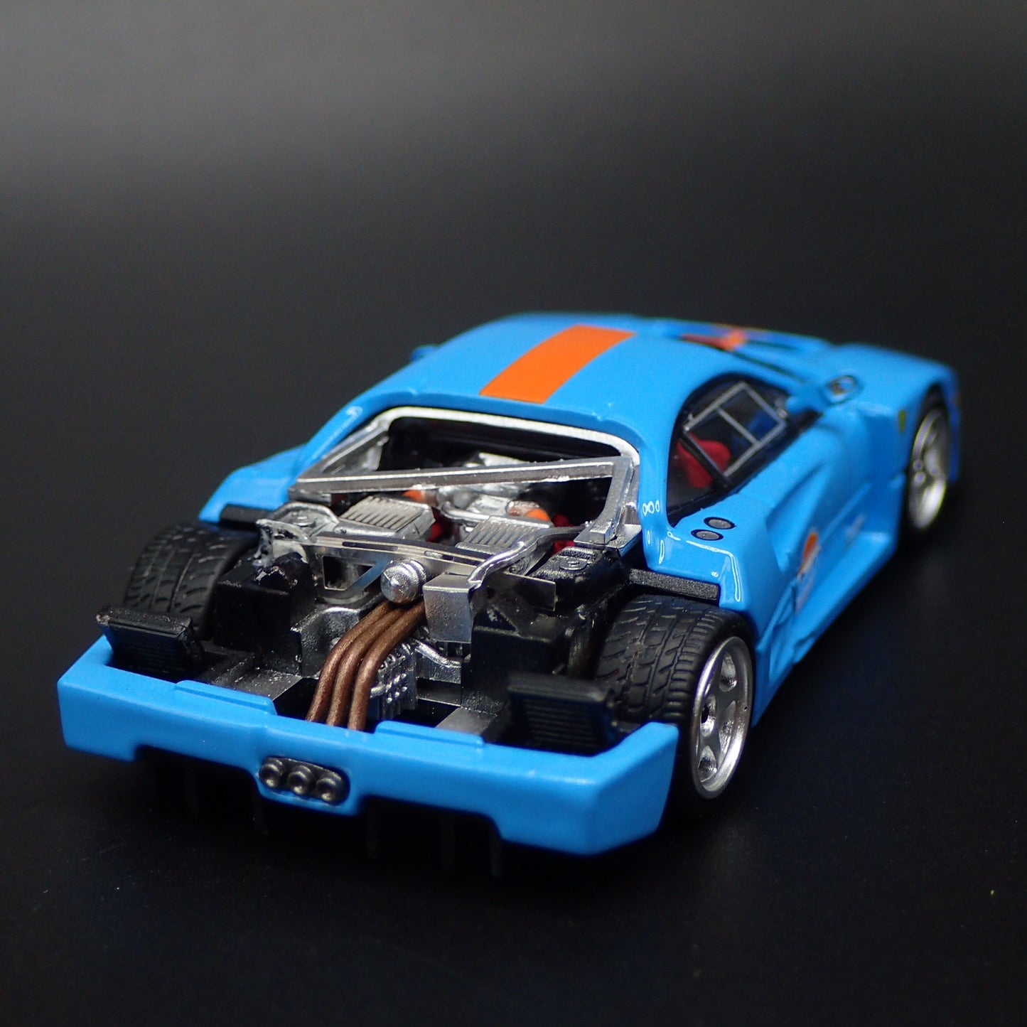 1987-1992 FERRARI F40 GULF RACING BLUE 1:64 SCALE COLLECTIBLE DIECAST MODEL CAR