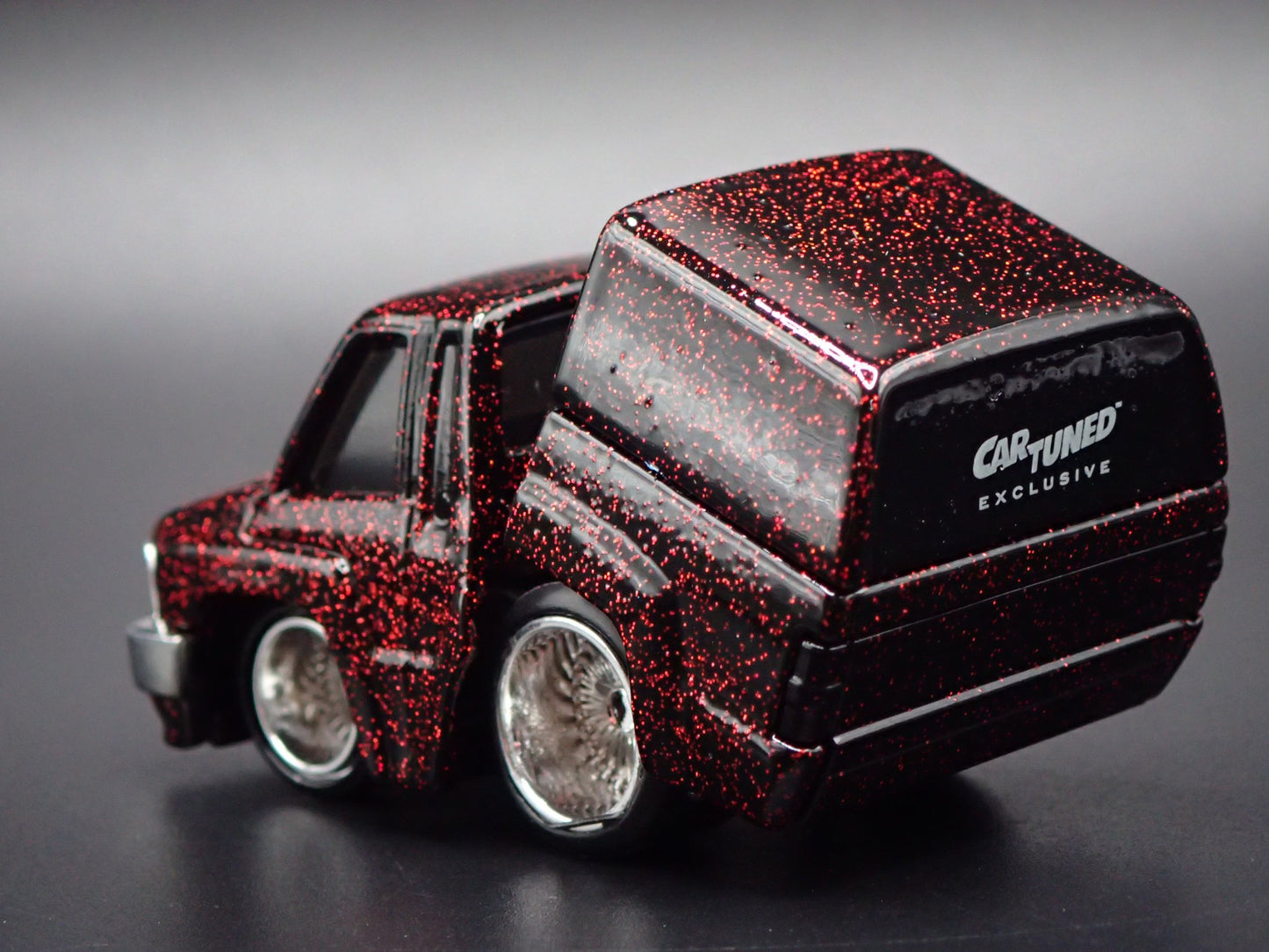 1987 87 TOYOTA SR5 PICKUP TRUCK CAR TUNED BURGUNDY 1/64 SCALE DIECAST MODEL CAR